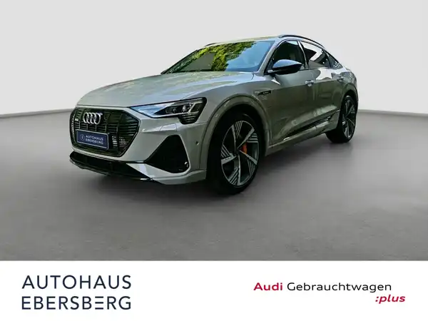 AUDI E-TRON (2/16)
