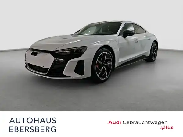 AUDI E-TRON GT (2/17)