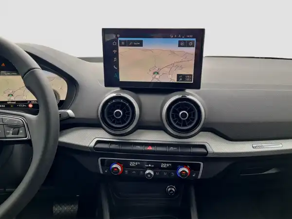 AUDI Q2 (12/16)
