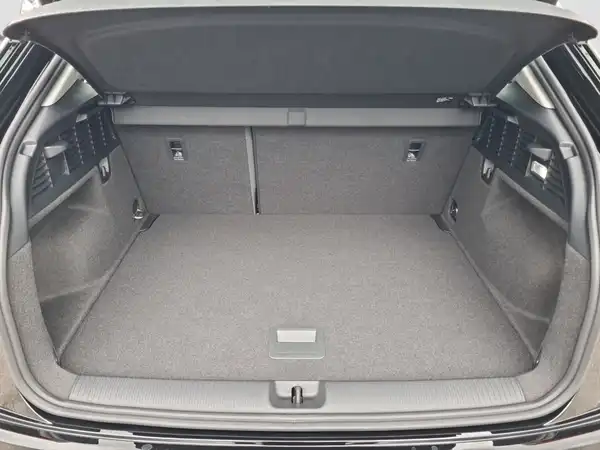 AUDI Q2 (13/16)