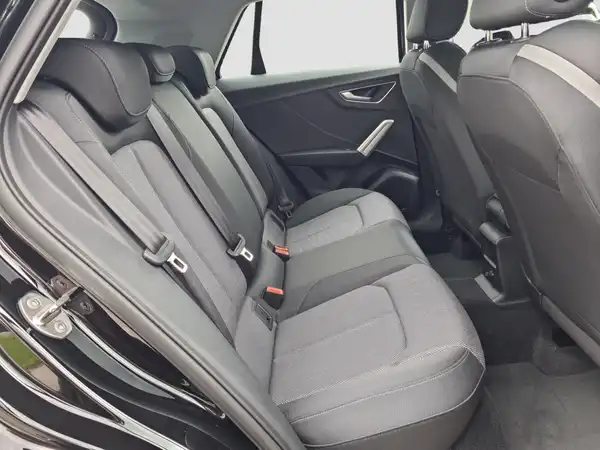 AUDI Q2 (15/16)