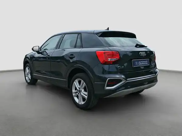 AUDI Q2 (6/15)