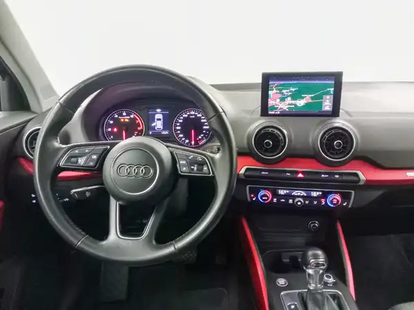 AUDI Q2 (14/24)