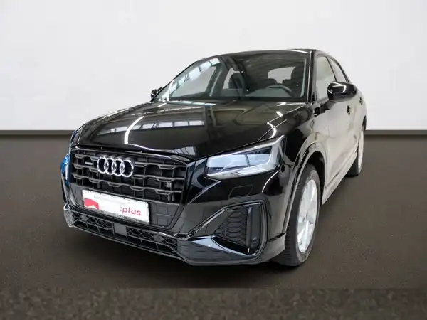 AUDI Q2 (1/16)