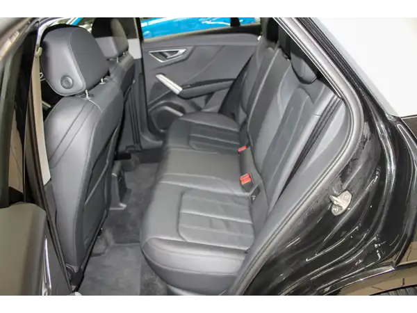 AUDI Q2 (12/16)