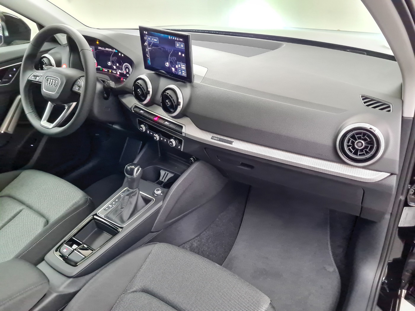 AUDI Q2 (18/18)