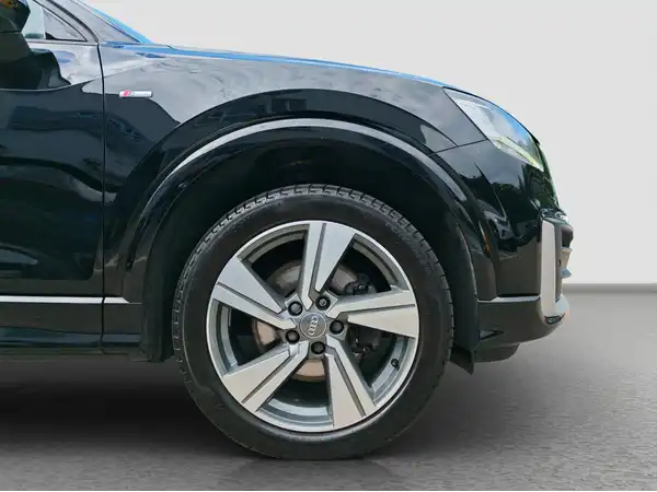 AUDI Q2 (16/16)