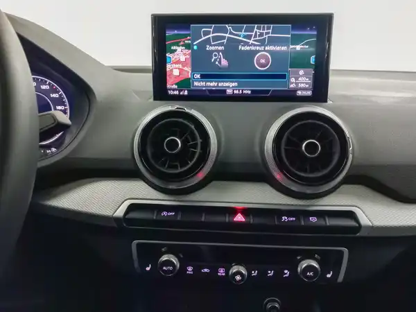 AUDI Q2 (14/18)