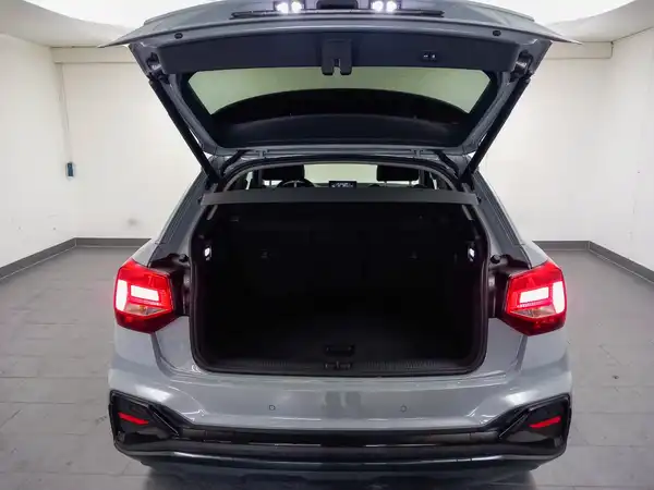AUDI Q2 (17/18)