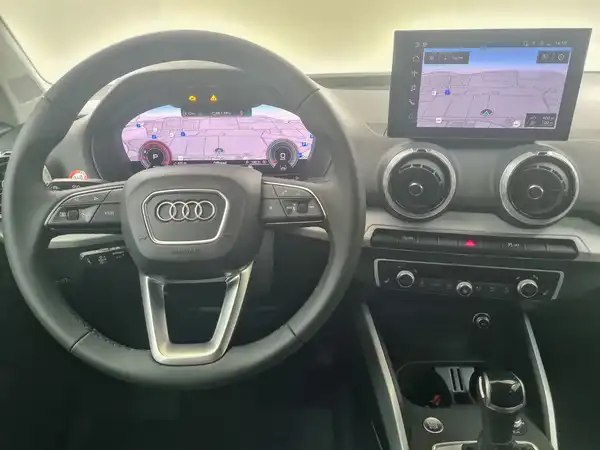 AUDI Q2 (11/19)