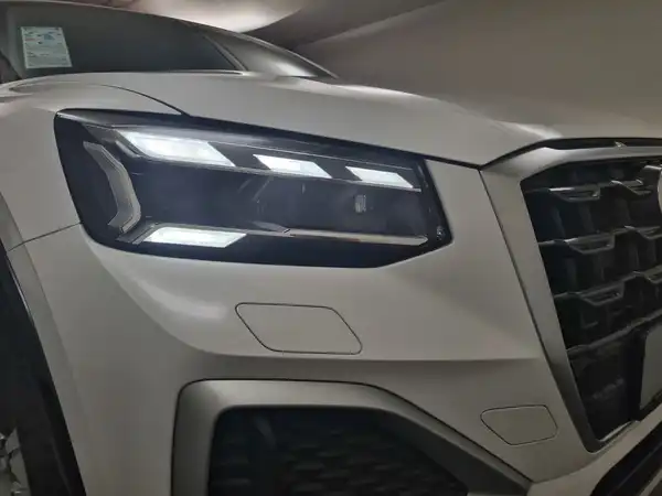 AUDI Q2 (14/19)