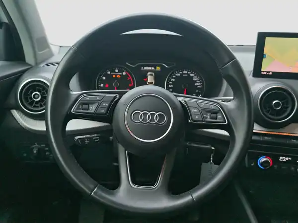 AUDI Q2 (11/16)