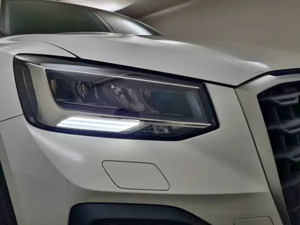 AUDI Q2 (12/18)