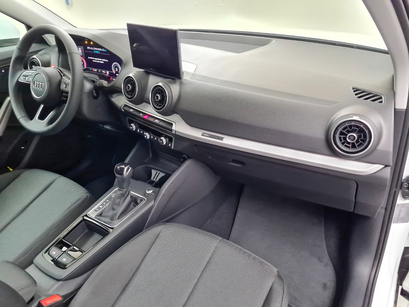 AUDI Q2 (18/18)