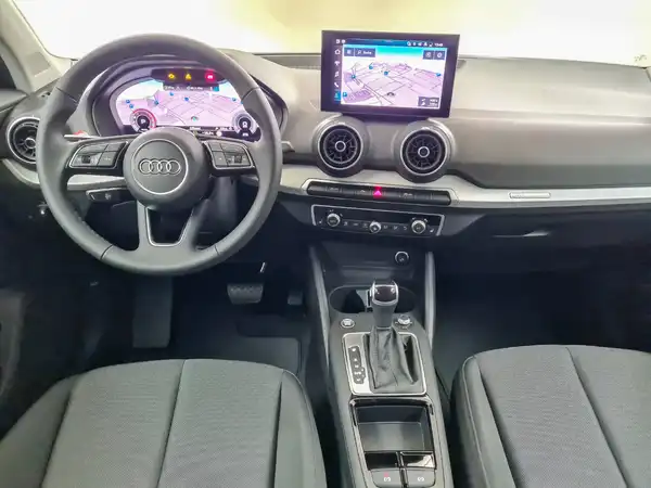 AUDI Q2 (10/18)