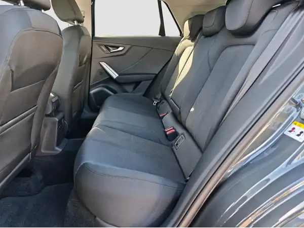 AUDI Q2 (9/16)