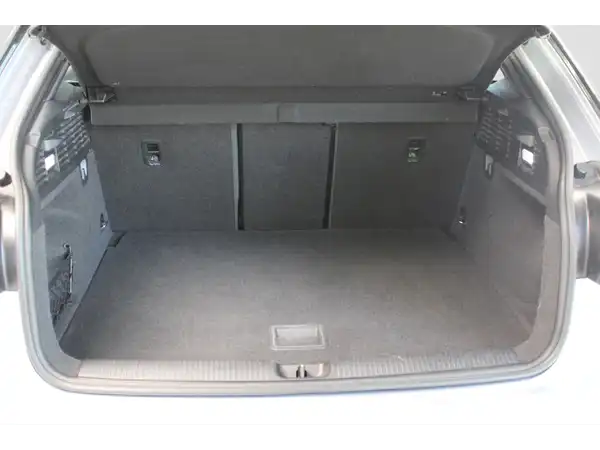 AUDI Q2 (12/12)