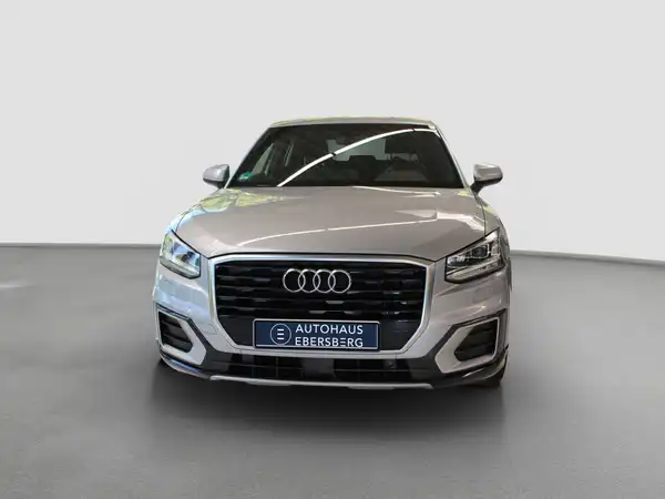 AUDI Q2 (3/12)