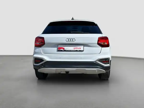 AUDI Q2 (6/16)