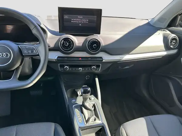 AUDI Q2 (12/16)