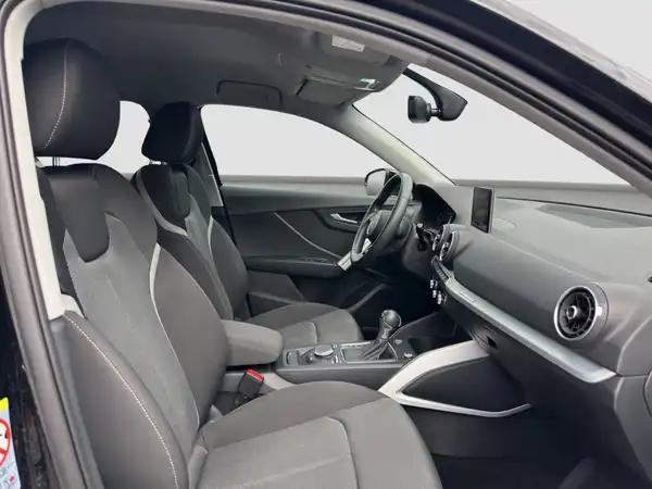 AUDI Q2 (14/16)