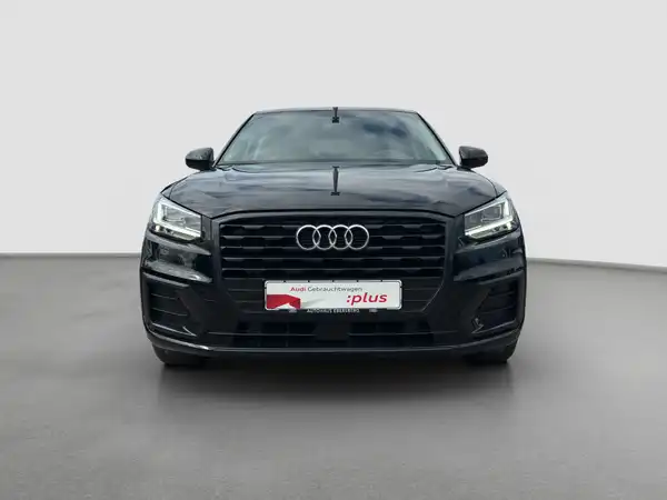 AUDI Q2 (3/16)