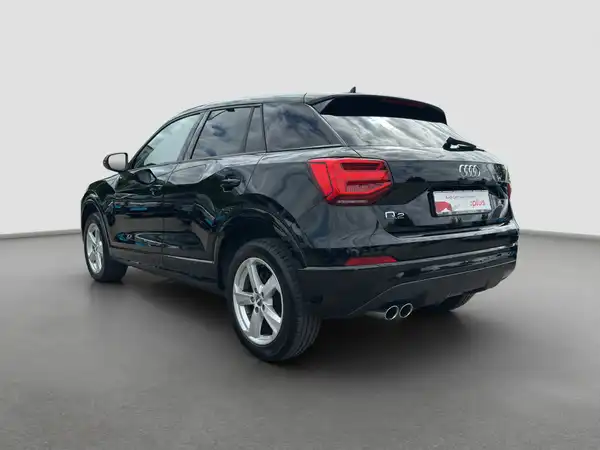 AUDI Q2 (7/16)