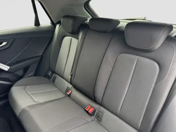 AUDI Q2 (9/16)