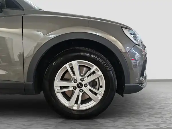 AUDI Q3 (16/16)