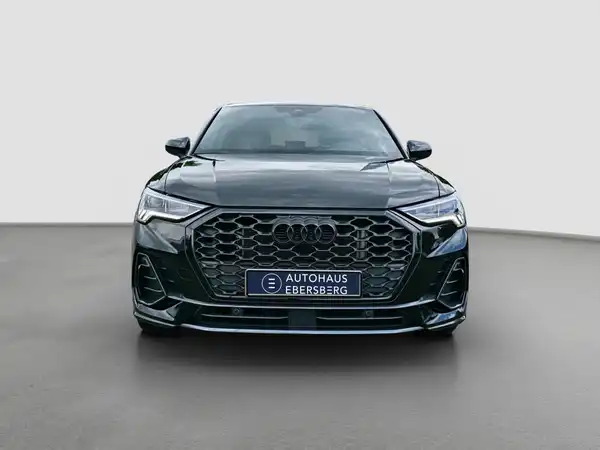 AUDI Q3 SPORTBACK (3/17)