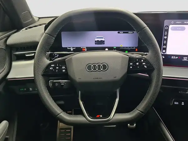 AUDI Q3 (11/16)