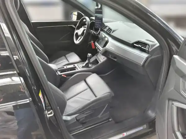 AUDI Q3 (4/4)