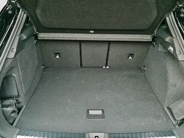 AUDI Q3 (13/16)