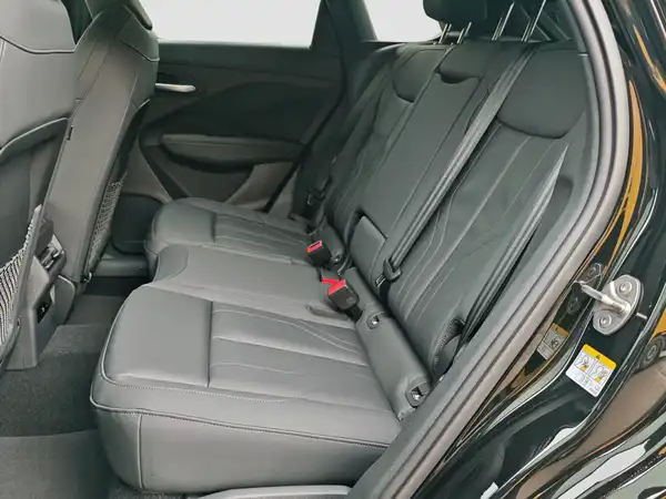 AUDI Q3 (9/16)