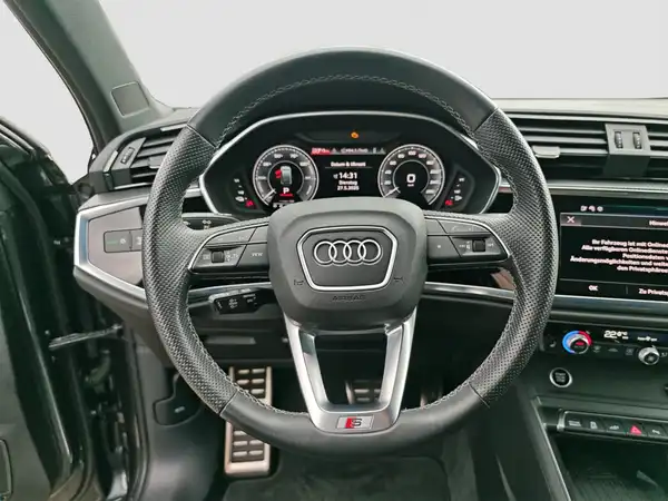 AUDI Q3 SPORTBACK (11/17)
