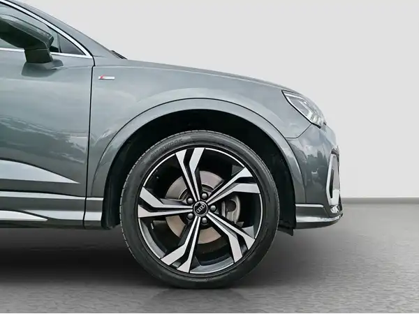 AUDI Q3 SPORTBACK (17/17)