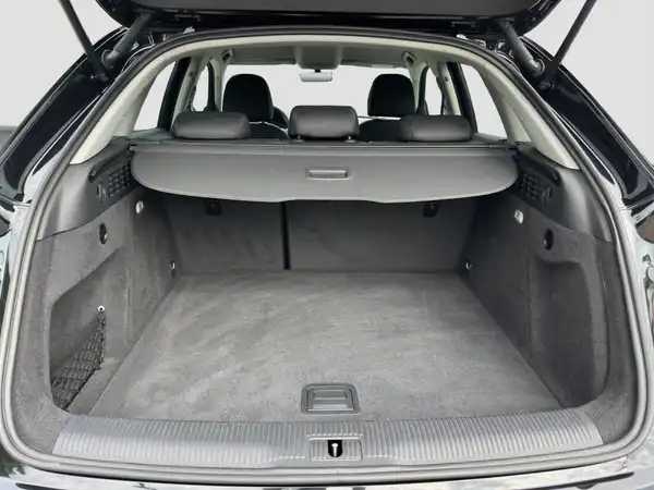 AUDI Q3 (13/16)