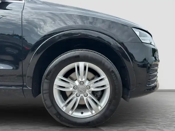 AUDI Q3 (16/16)