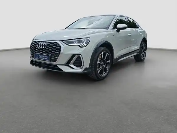 AUDI Q3 SPORTBACK (1/17)