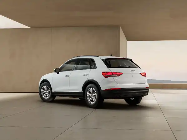 Audi Q3 (3/4)