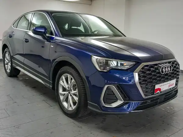 AUDI Q3 SPORTBACK (4/14)