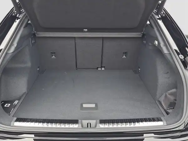 AUDI Q3 SPORTBACK (13/17)