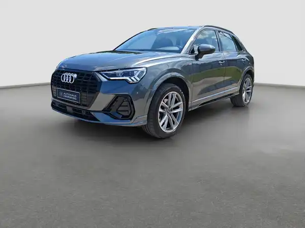 AUDI Q3 (1/16)