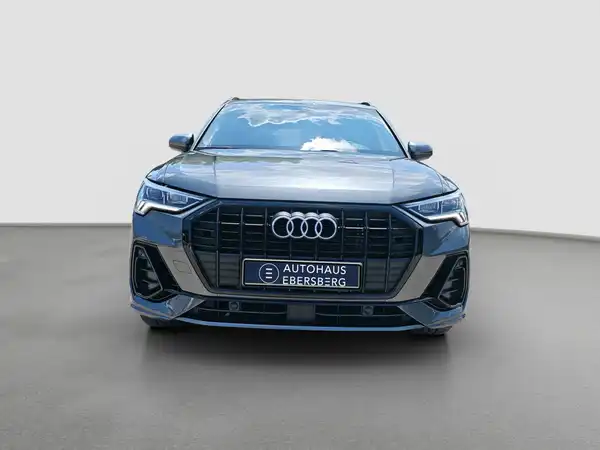 AUDI Q3 (3/16)