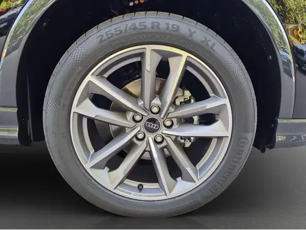 AUDI Q3 SPORTBACK (16/16)