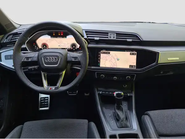 AUDI Q3 SPORTBACK (10/16)