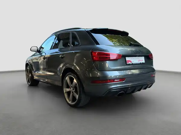 AUDI RS Q3 (7/17)