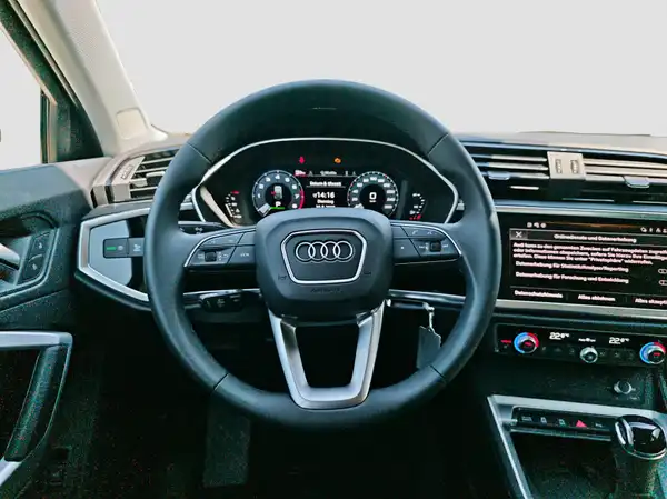 AUDI Q3 SPORTBACK (11/16)