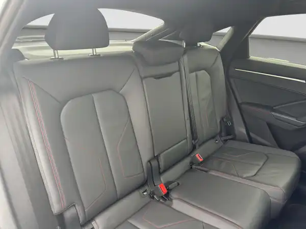 AUDI Q3 SPORTBACK (15/16)