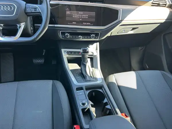 AUDI Q3 SPORTBACK (12/16)